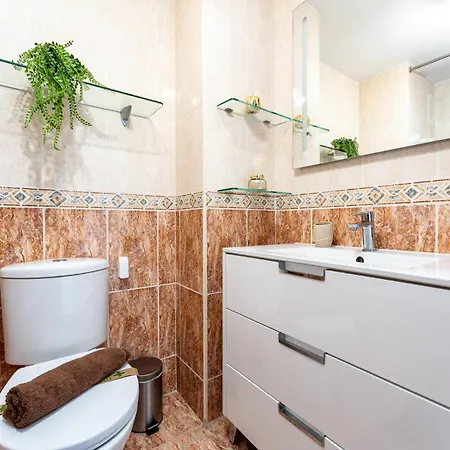 Malagasuite Coastal Paradise Apartment Fuengirola